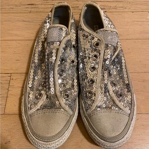 GUC slip on silver sequin Converse